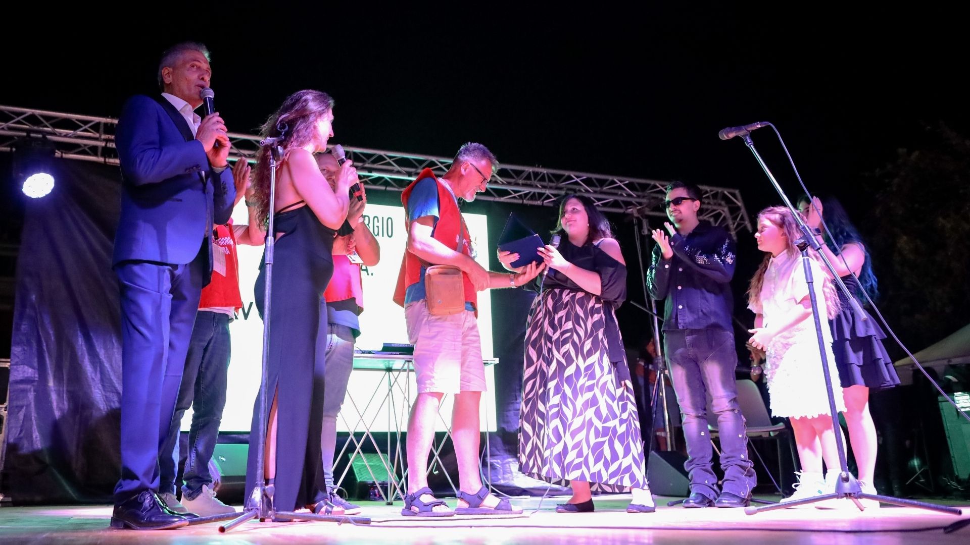 Una Voce per Pianura: talento, emozioni e inclusione sul palco di San Giorgio